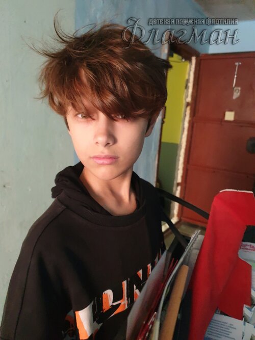 273d6054.ID Photo.070018